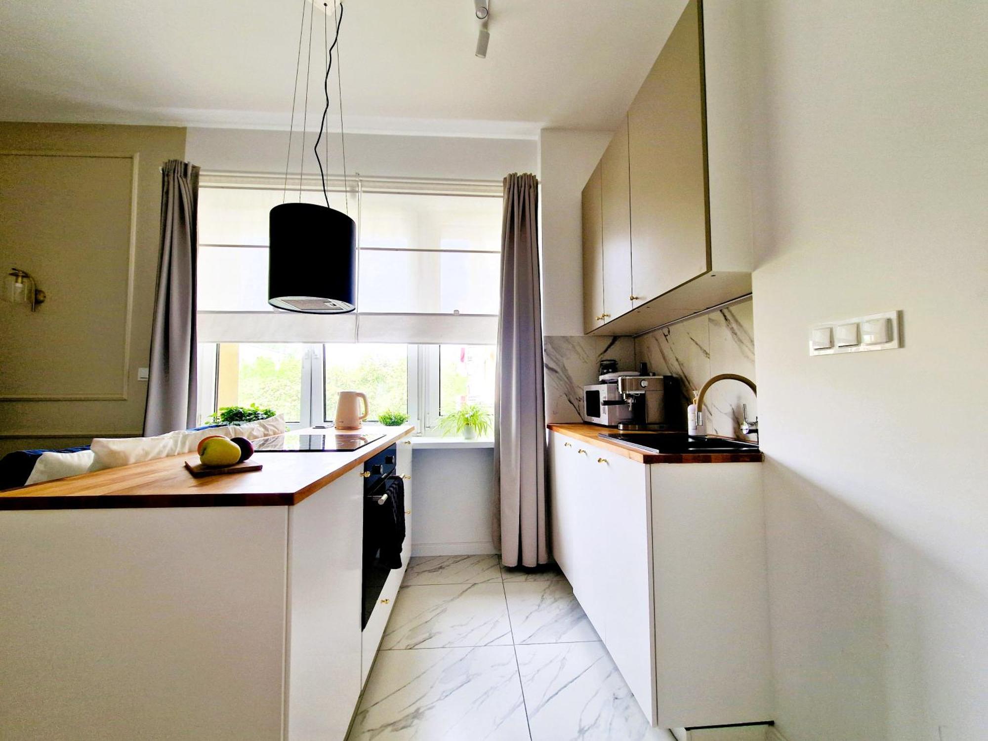 J&W Apartments Grojecka Glam Flat ワルシャワ エクステリア 写真
