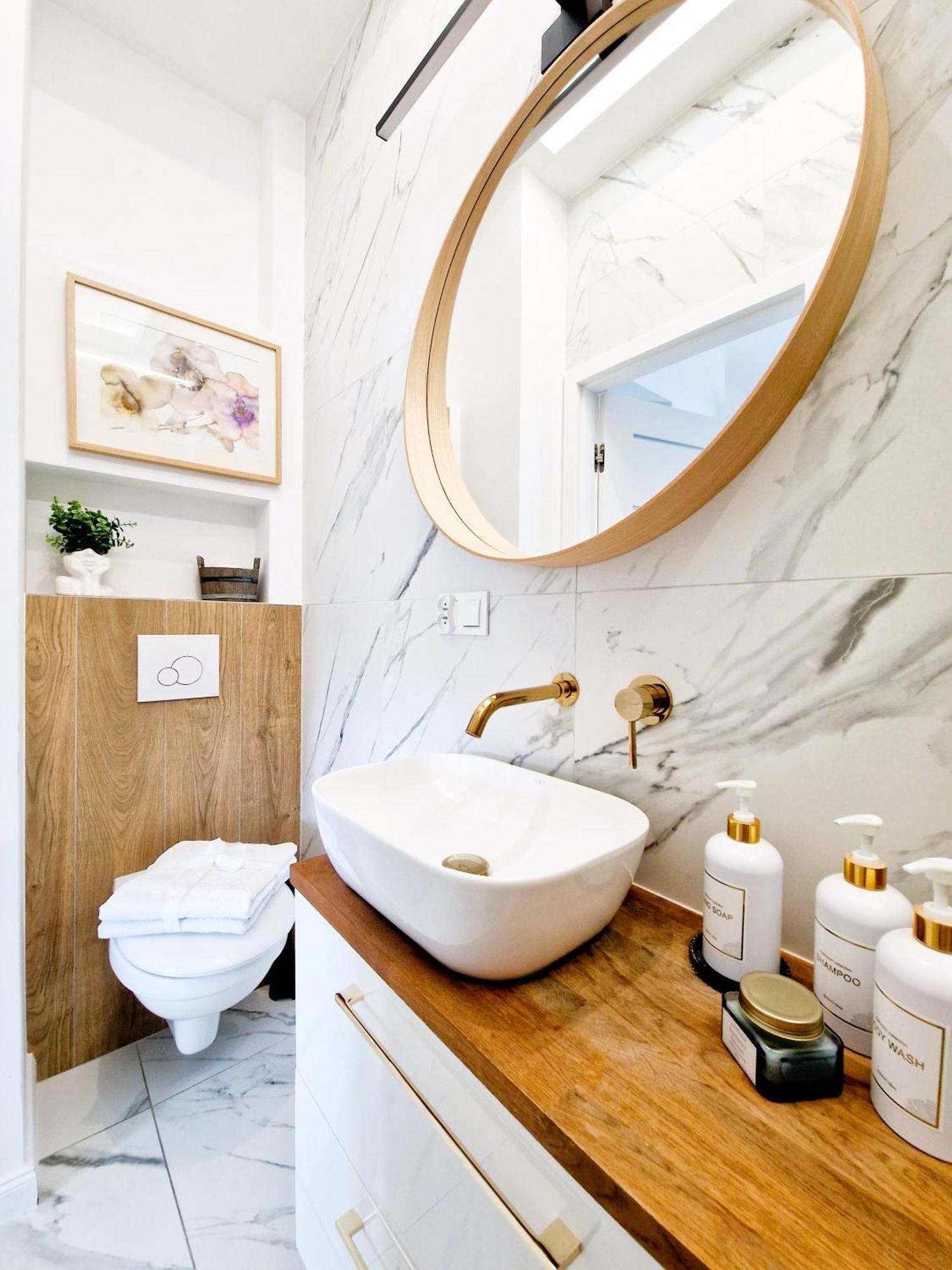 J&W Apartments Grojecka Glam Flat ワルシャワ エクステリア 写真