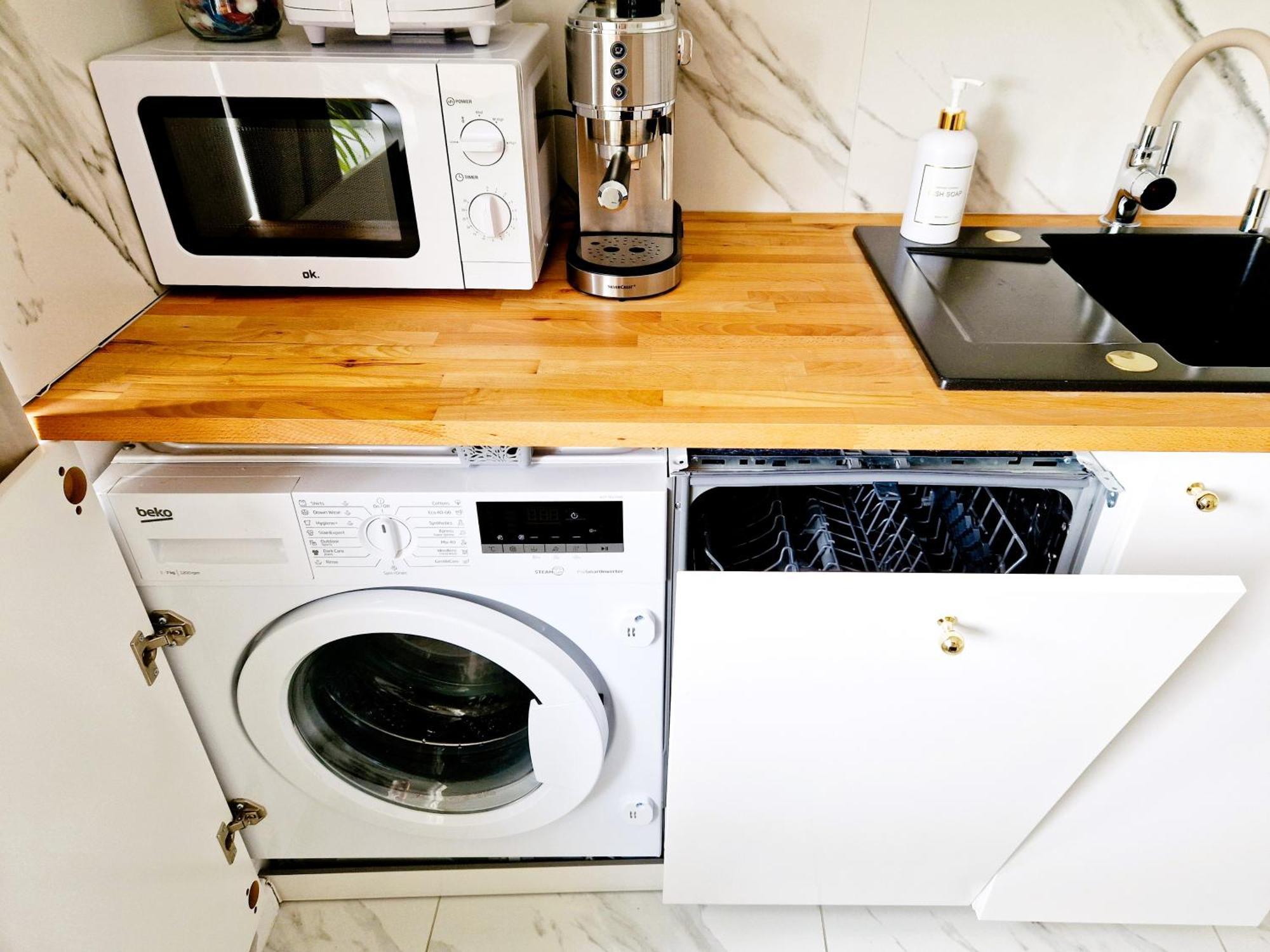J&W Apartments Grojecka Glam Flat ワルシャワ エクステリア 写真