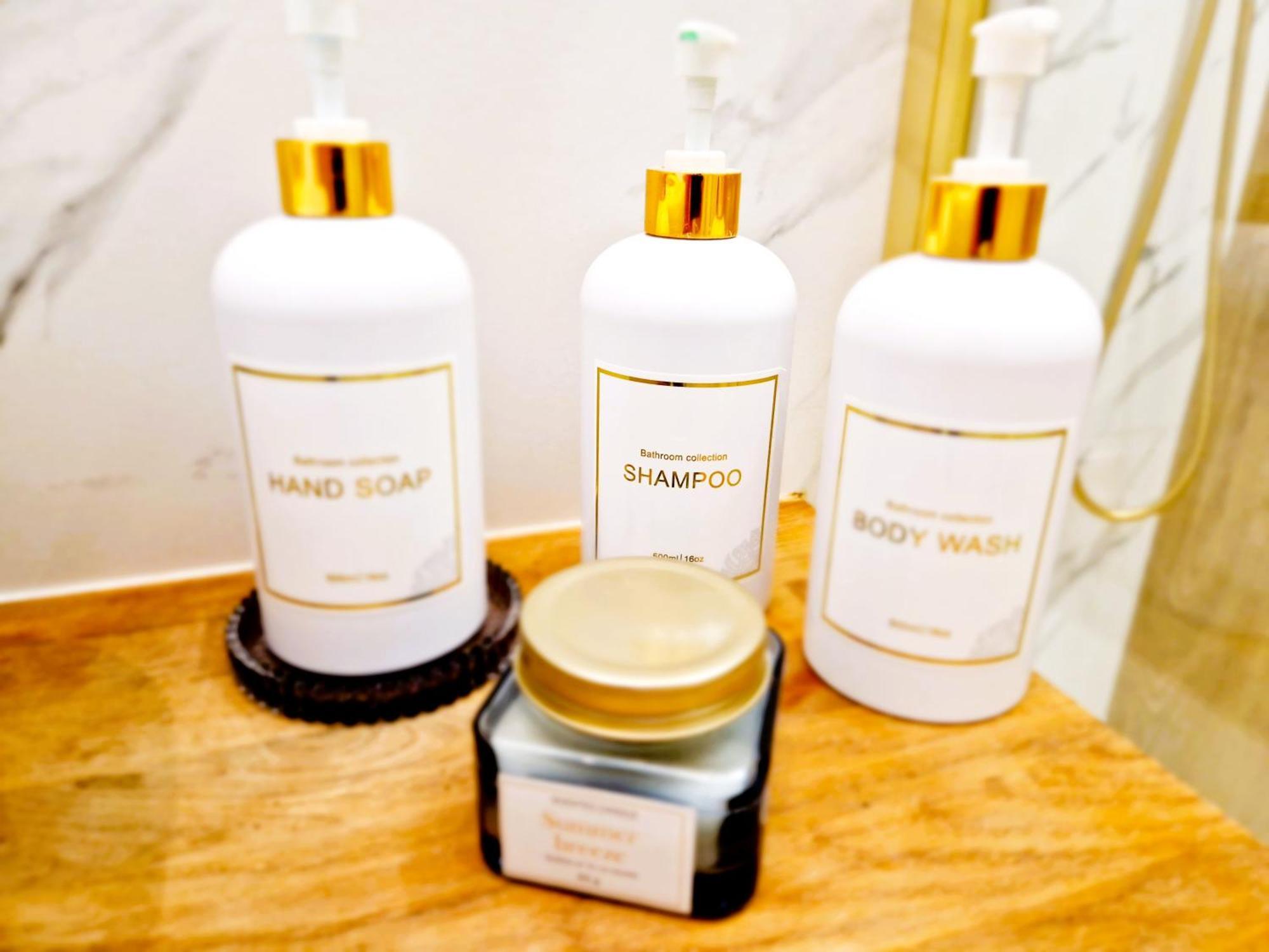 J&W Apartments Grojecka Glam Flat ワルシャワ エクステリア 写真