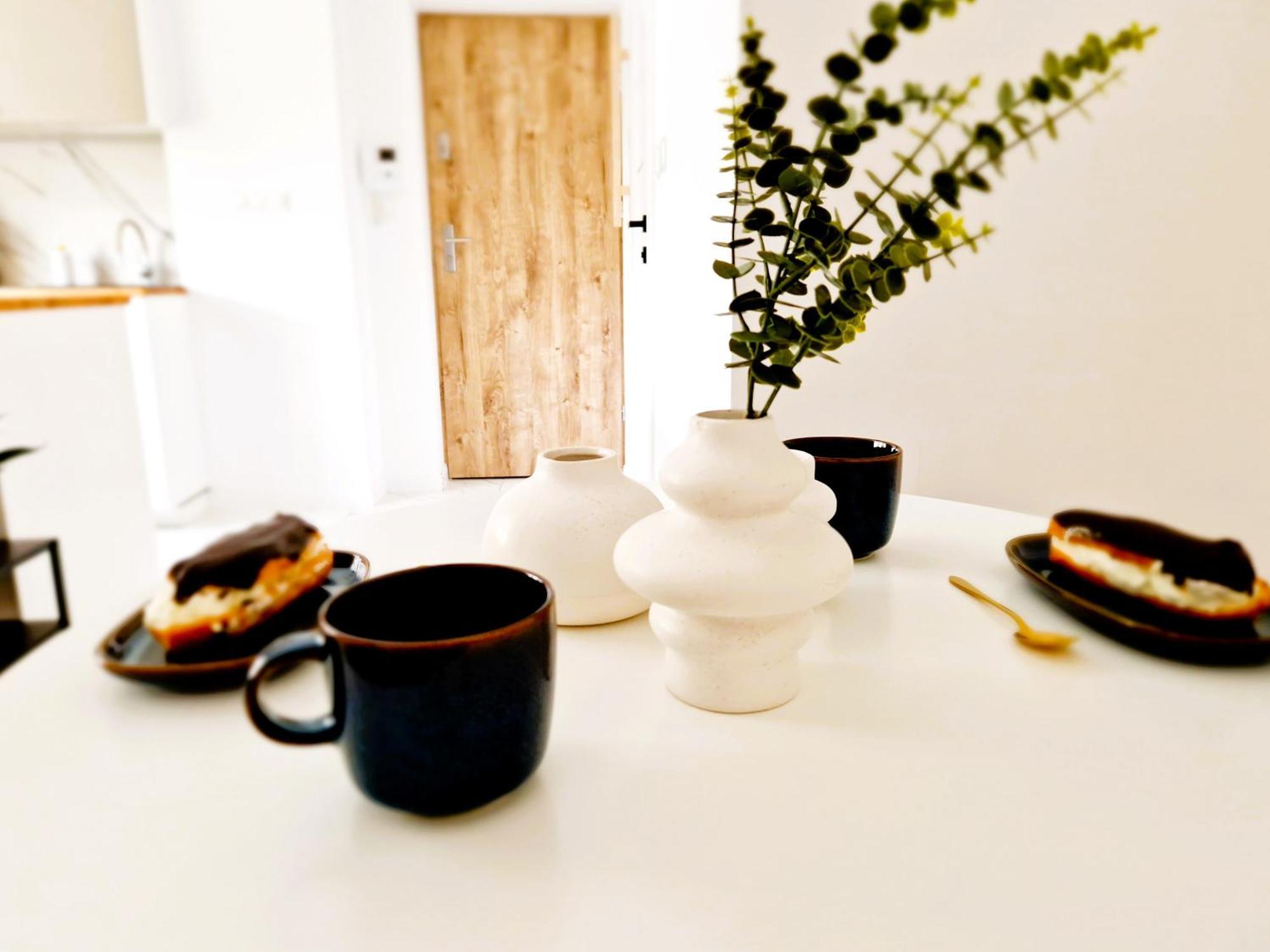 J&W Apartments Grojecka Glam Flat ワルシャワ エクステリア 写真